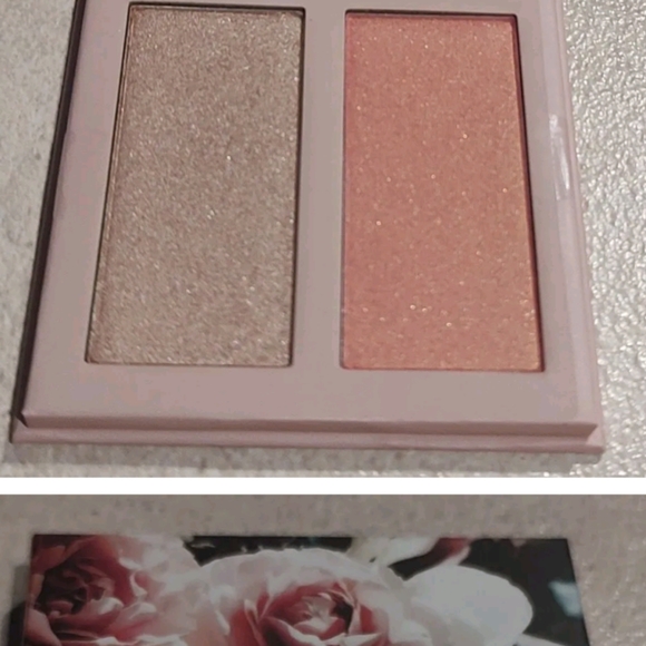 Blushed in LoveBlush+Highlighter palette magnetic closurefactory sealed2 - Picture 3 of 6
